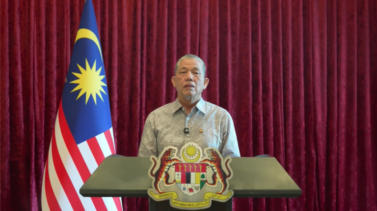 Video : Kerajaan, Petronas, Industri Pantau Rantaian Bekalan Setiap Hari, Sedia Pelan Kontigensi – Fadillah